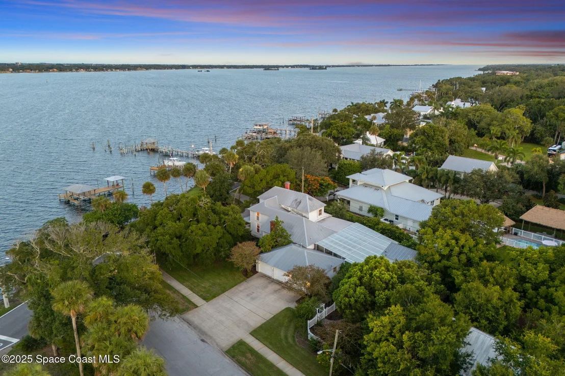 Photo of 607 Rockledge Drive