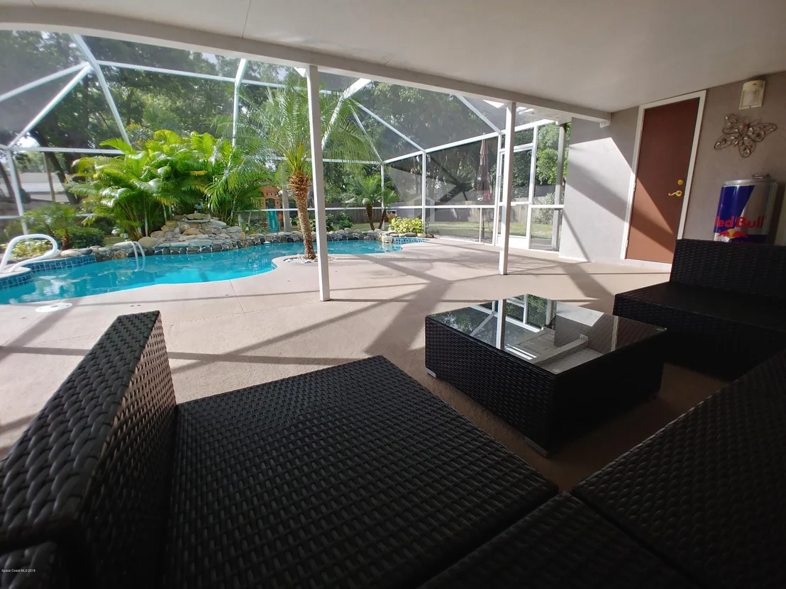 Photo of 6095 Adina Road