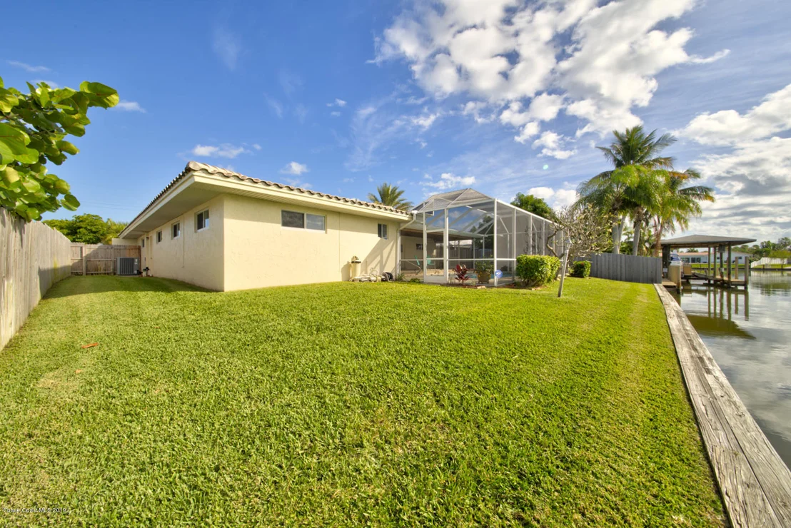 Photo of 343 Dorset Drive