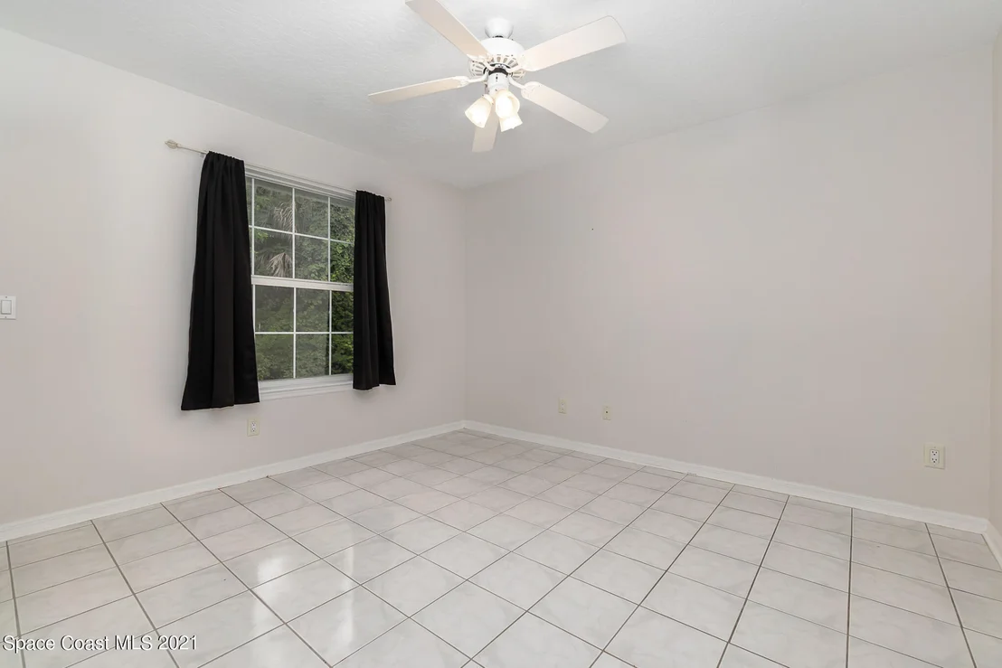 Photo of 4370 Canard Road