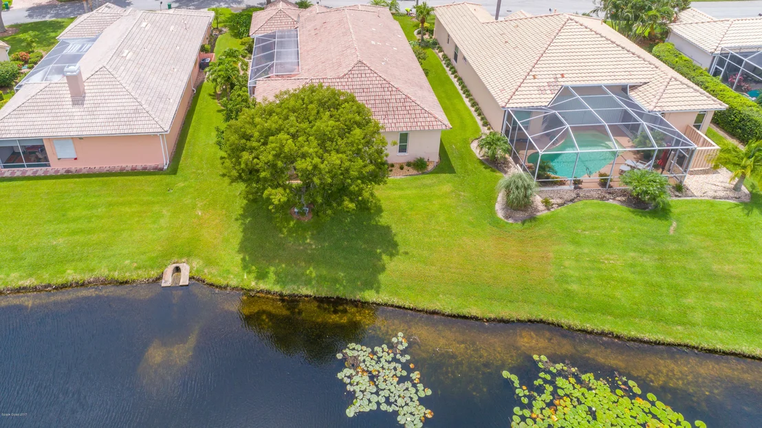 Photo of 919 Palm Brook Drive