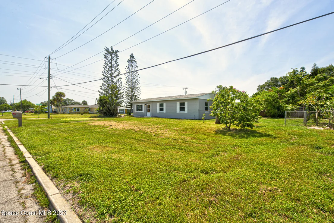 Photo of 209 Orchid Boulevard