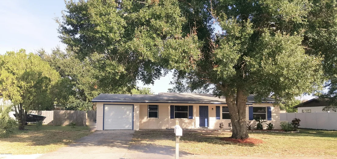 Photo of 984 Kings Post Road