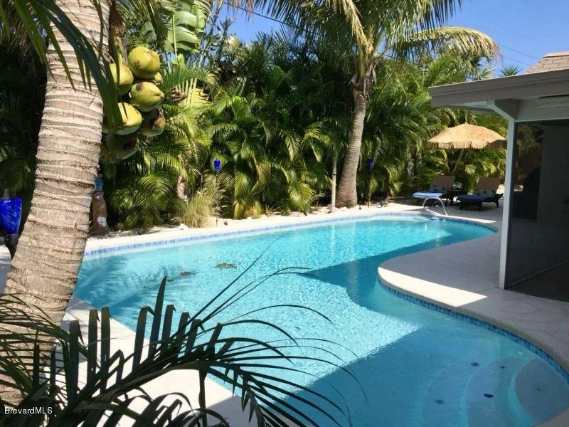 Photo of 370 Bahama Drive