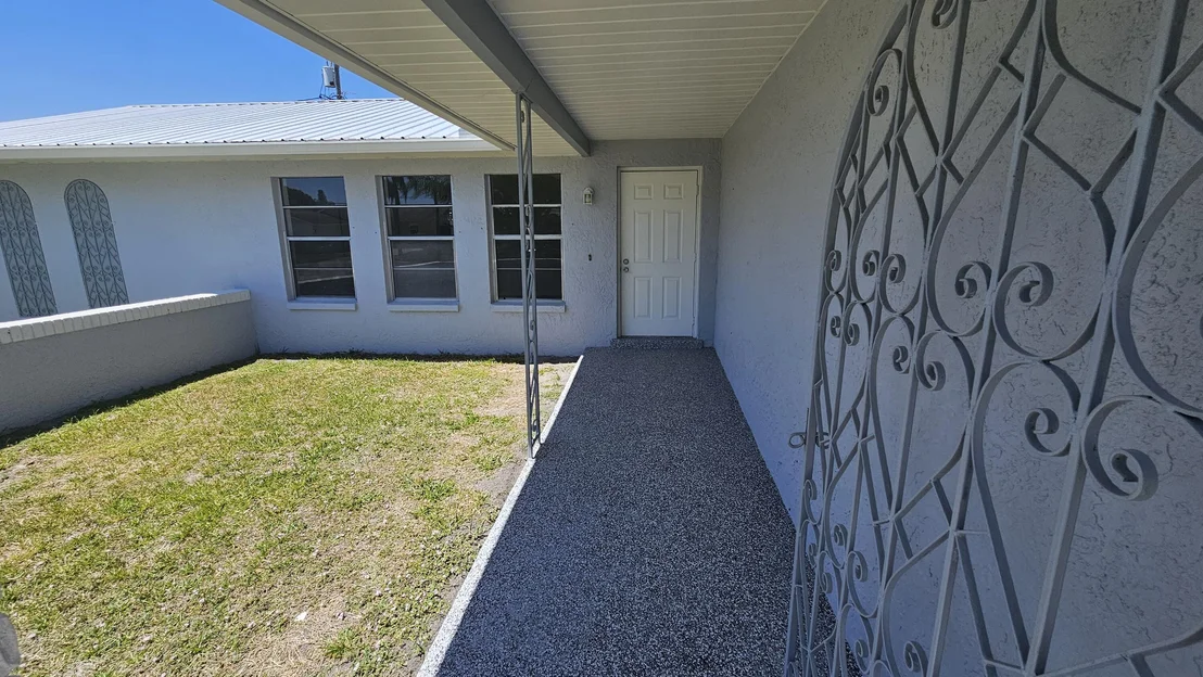 Photo of 628 Walnut Drive