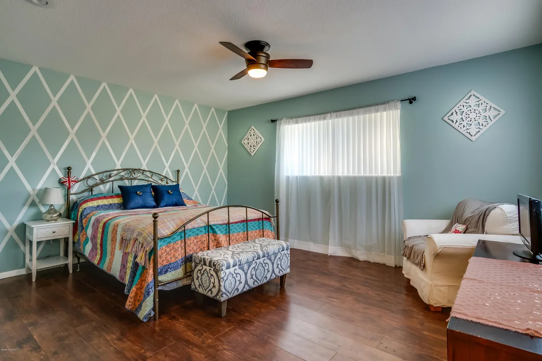 Photo of 731 Montclair Road NE