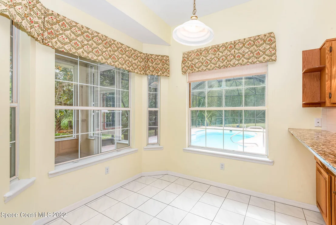 Photo of 3396 Lionel Road