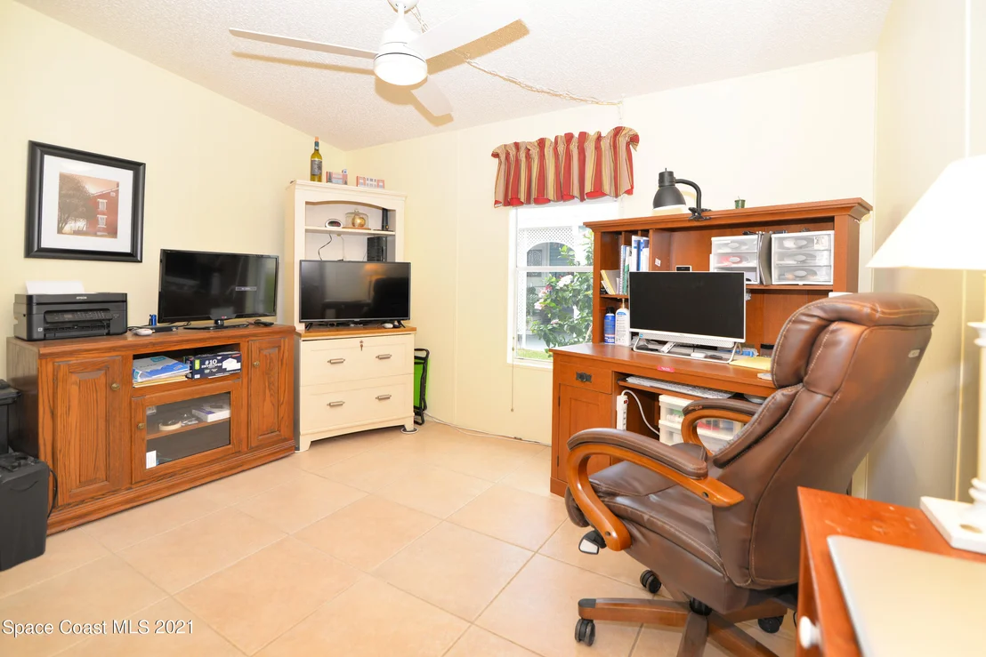 Photo of 7629 Chasta Road