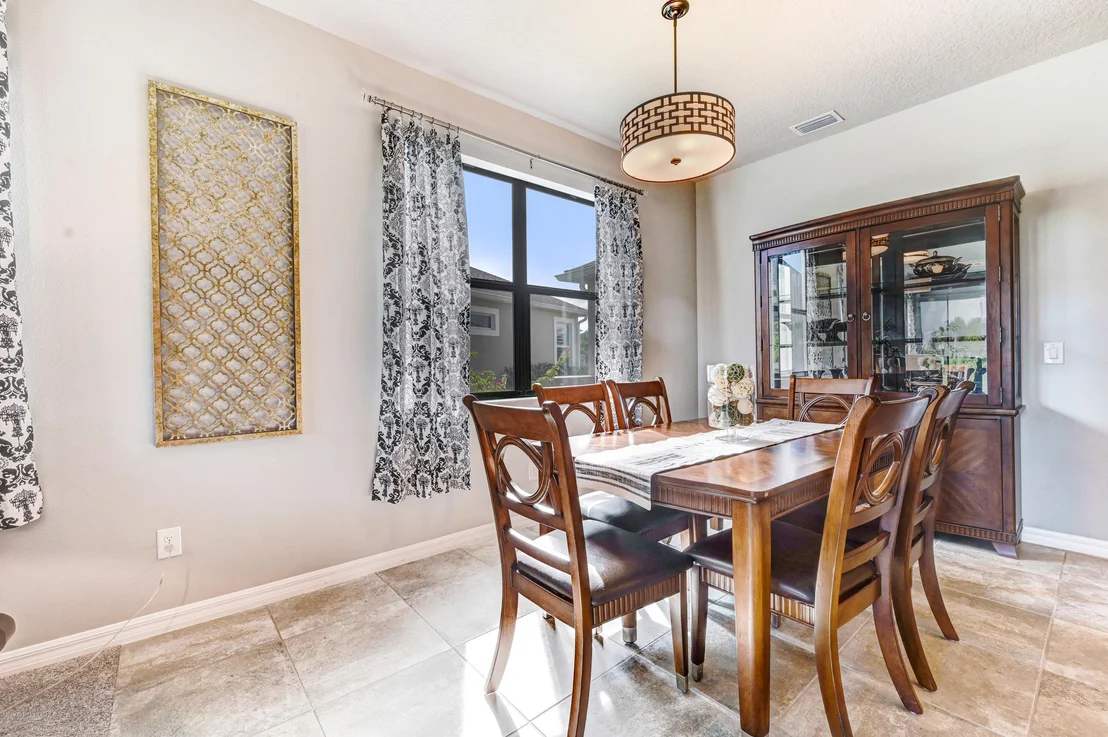 Photo of 3046 Casterton Drive