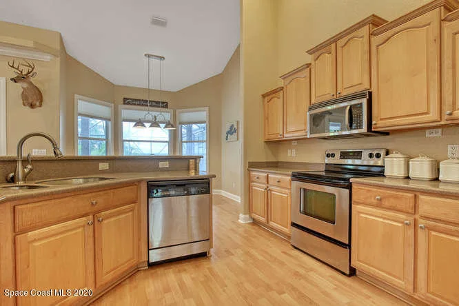 Photo of 1145 Tuckaway Drive