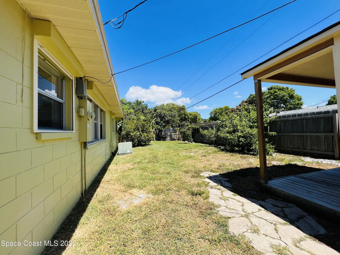 Photo of 1207 Duke Way