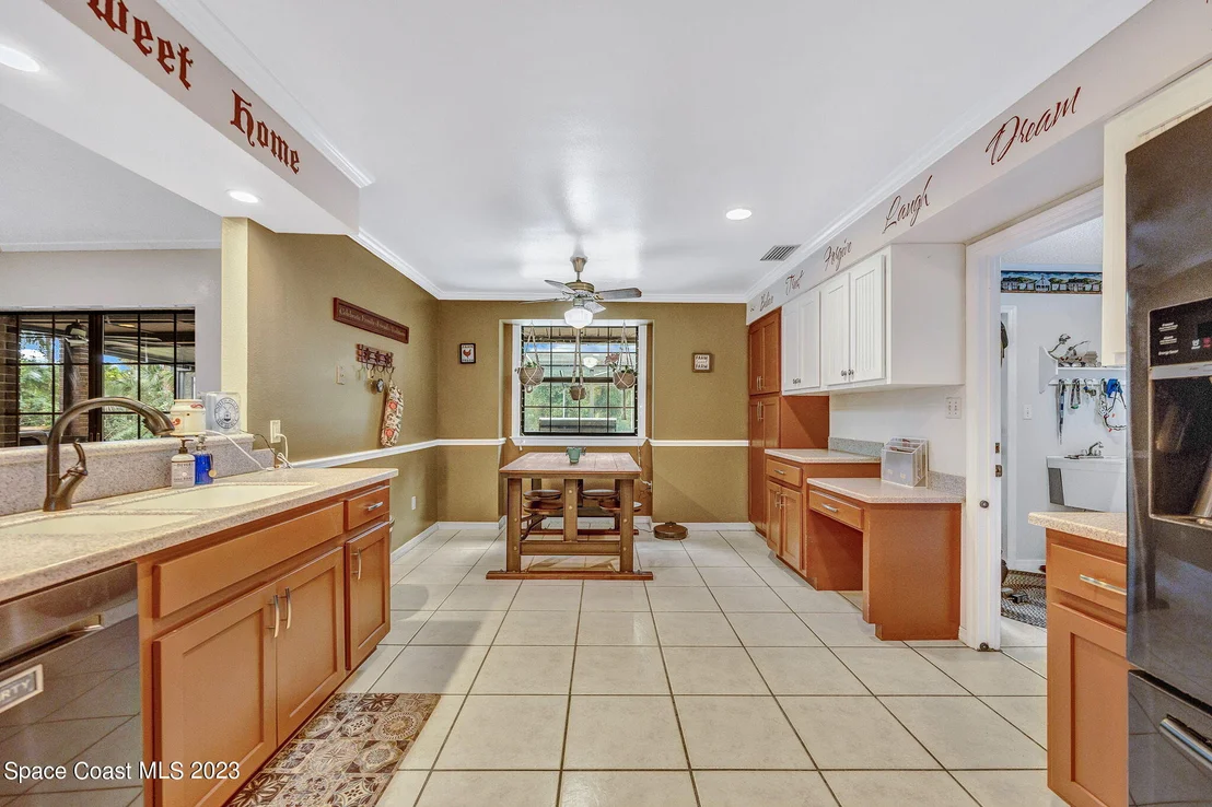 Photo of 2281 Friday Road