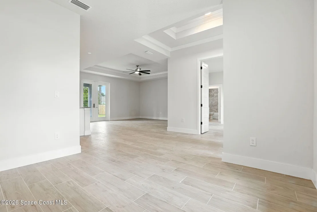 Photo of 811 Saint Andre Boulevard