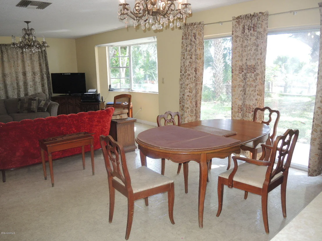 Photo of 6 Shore View Circle