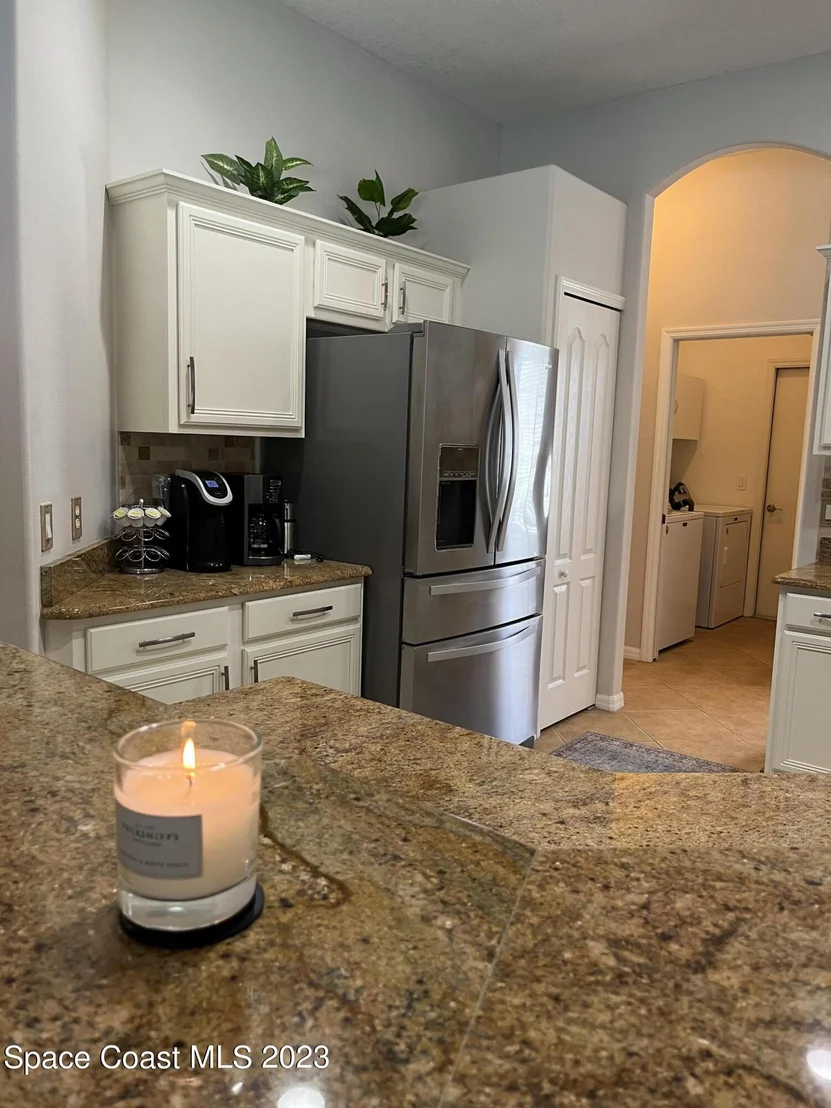 Photo of 1661 Whitman Drive