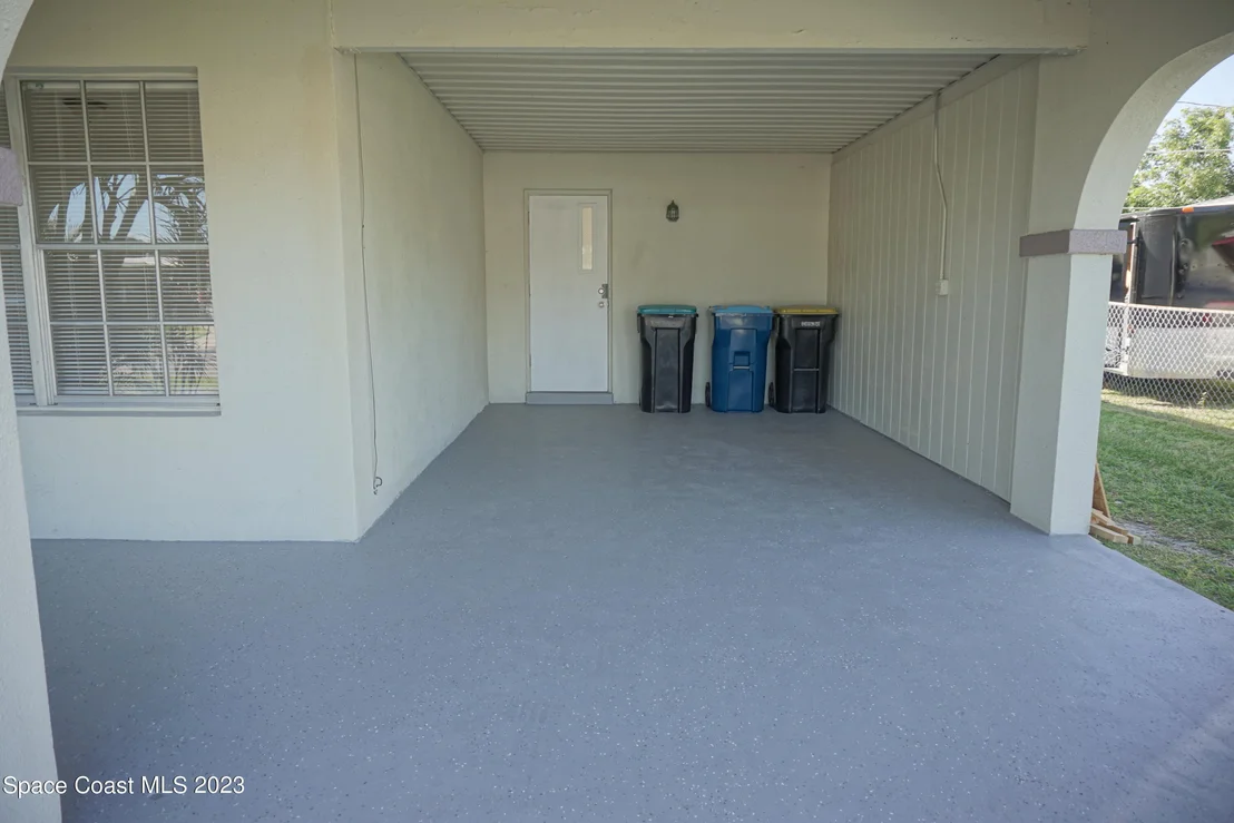 Photo of 748 Angle Street NE