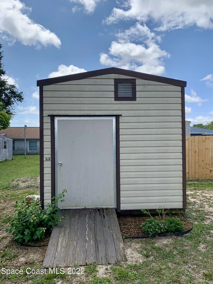 Photo of 3371 Kilbee Street