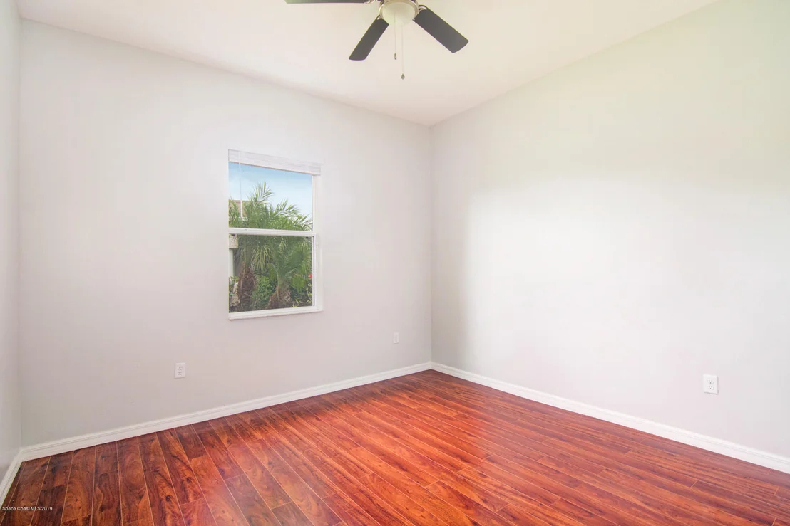 Photo of 151 SE Ridgemont Circle SE