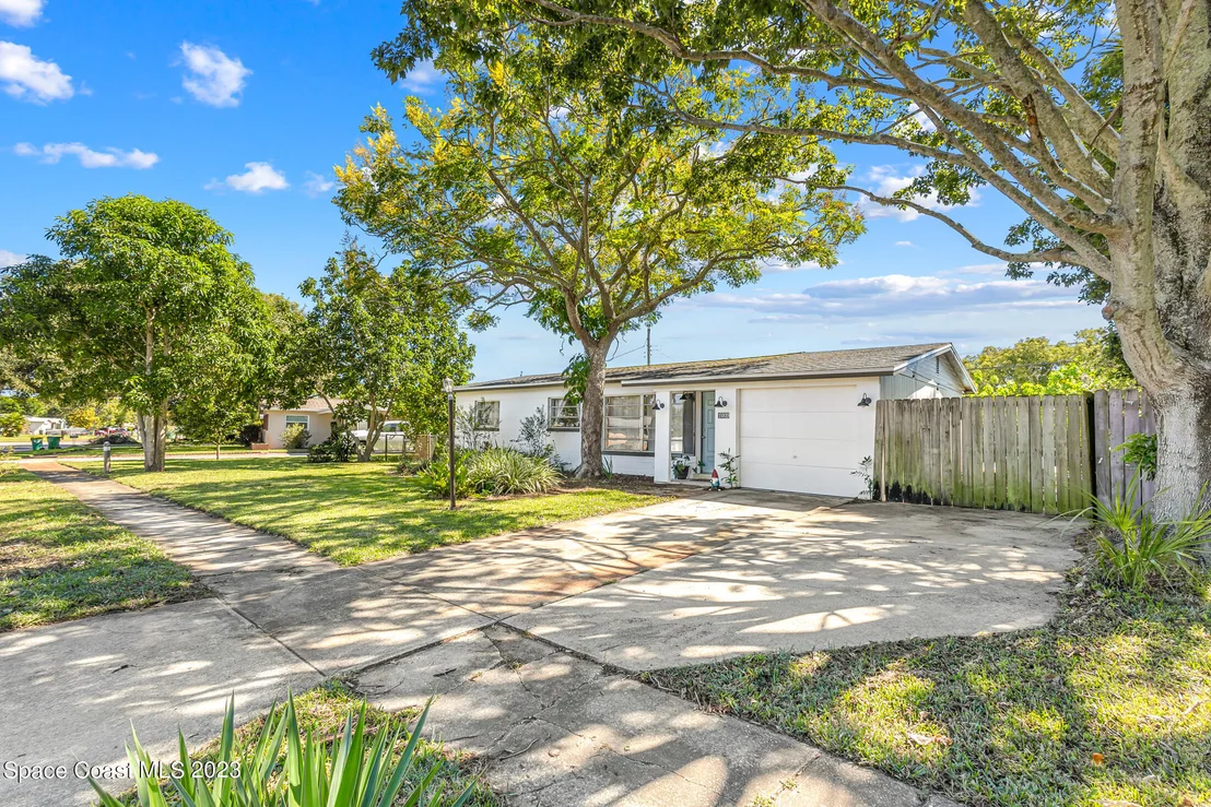 Photo of 1009 Illinois Road