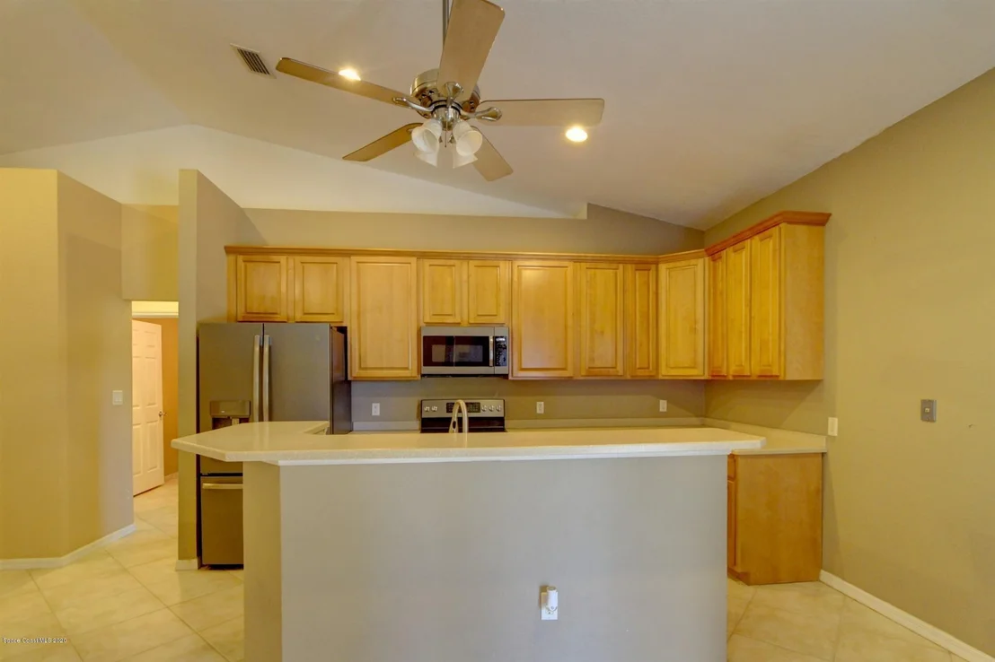 Photo of 1125 Brook Street NE