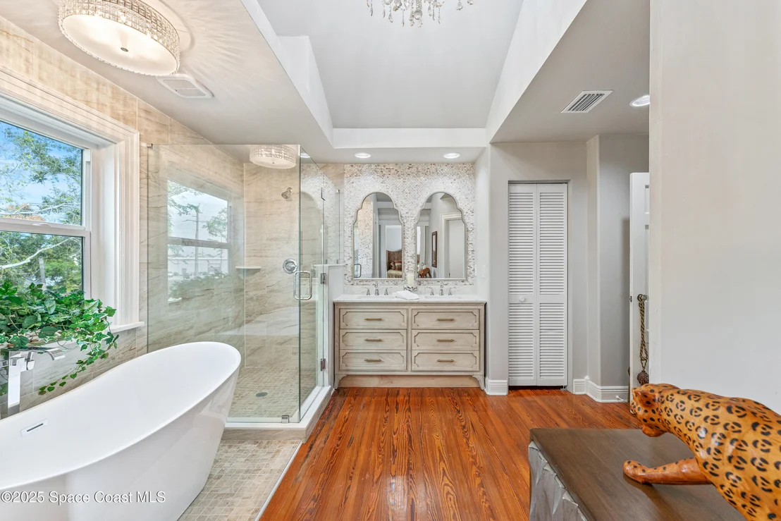 Photo of 121 Circle Drive