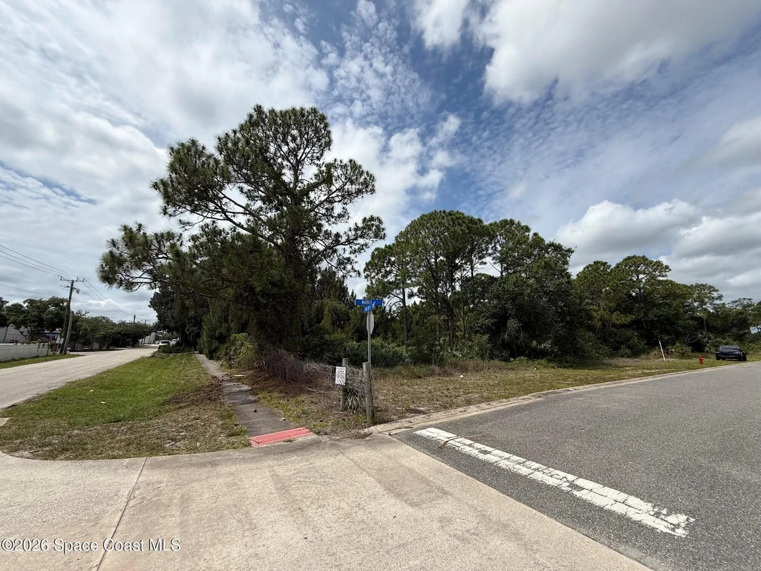 Photo of 7705 Matrix Way