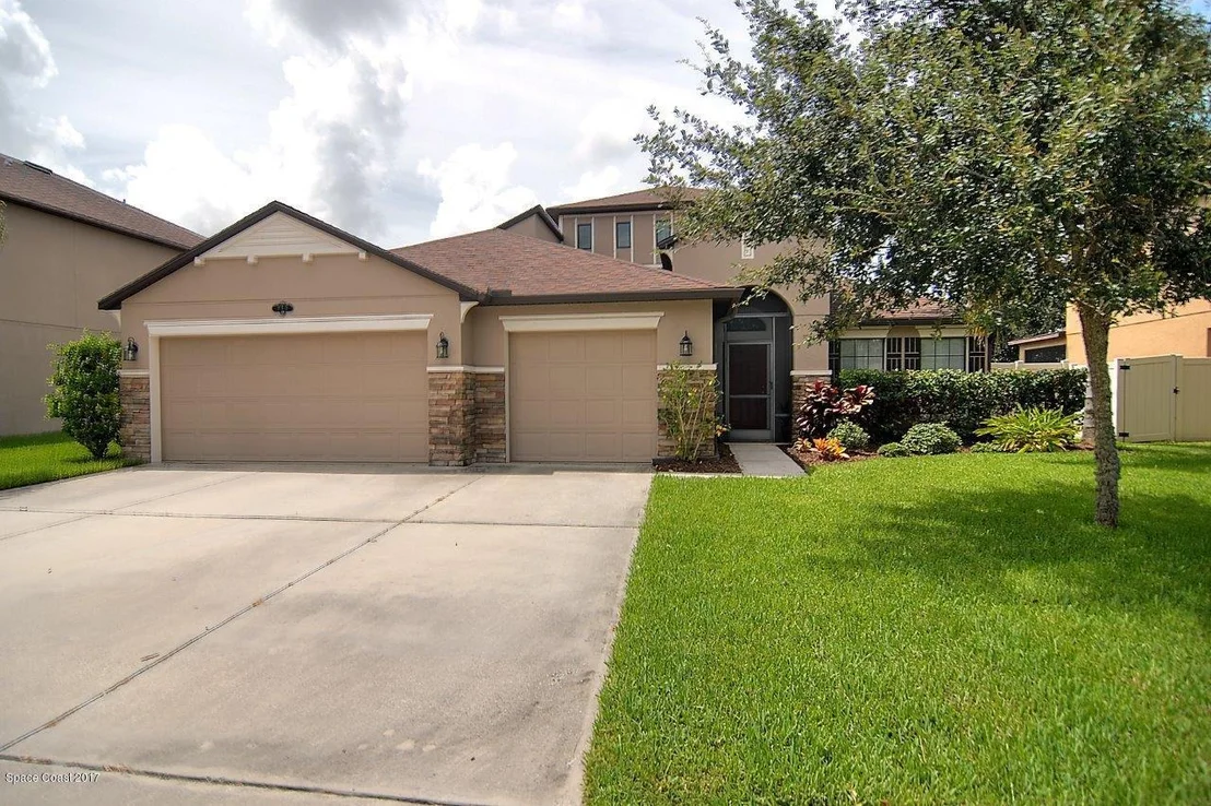 Photo of 945 Whetstone Place