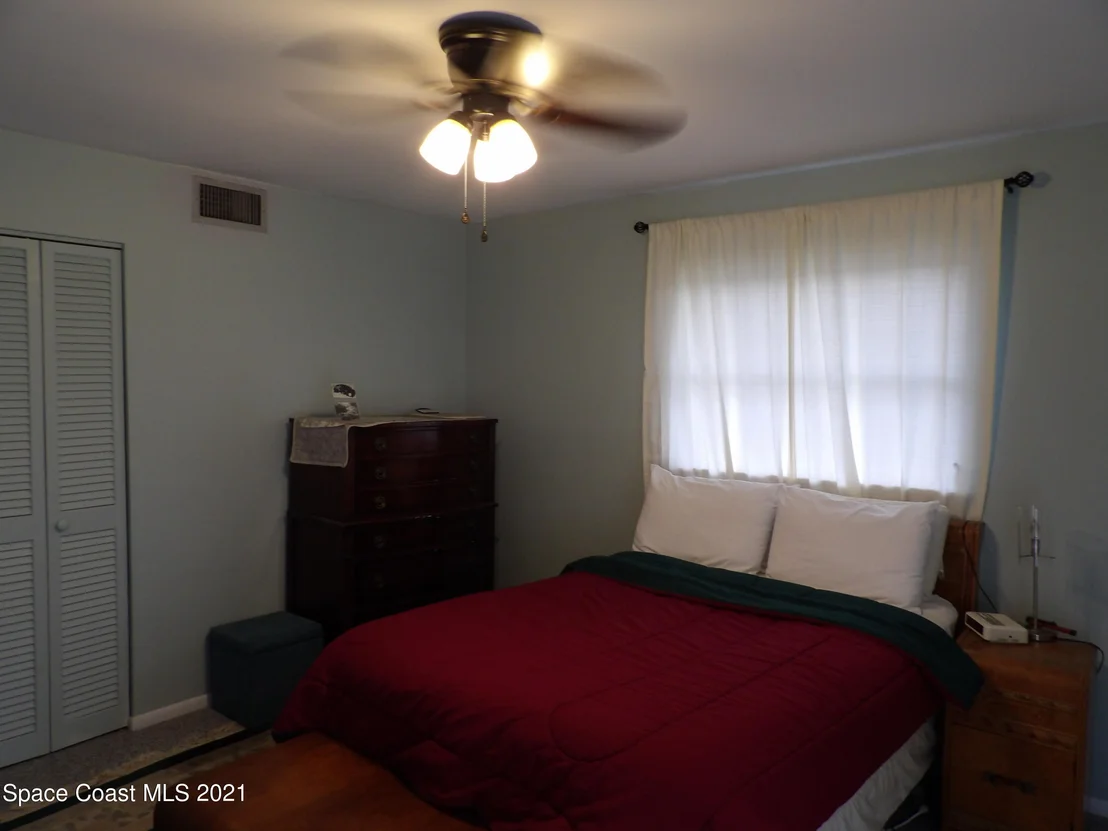 Photo of 797 Bianca Drive NE