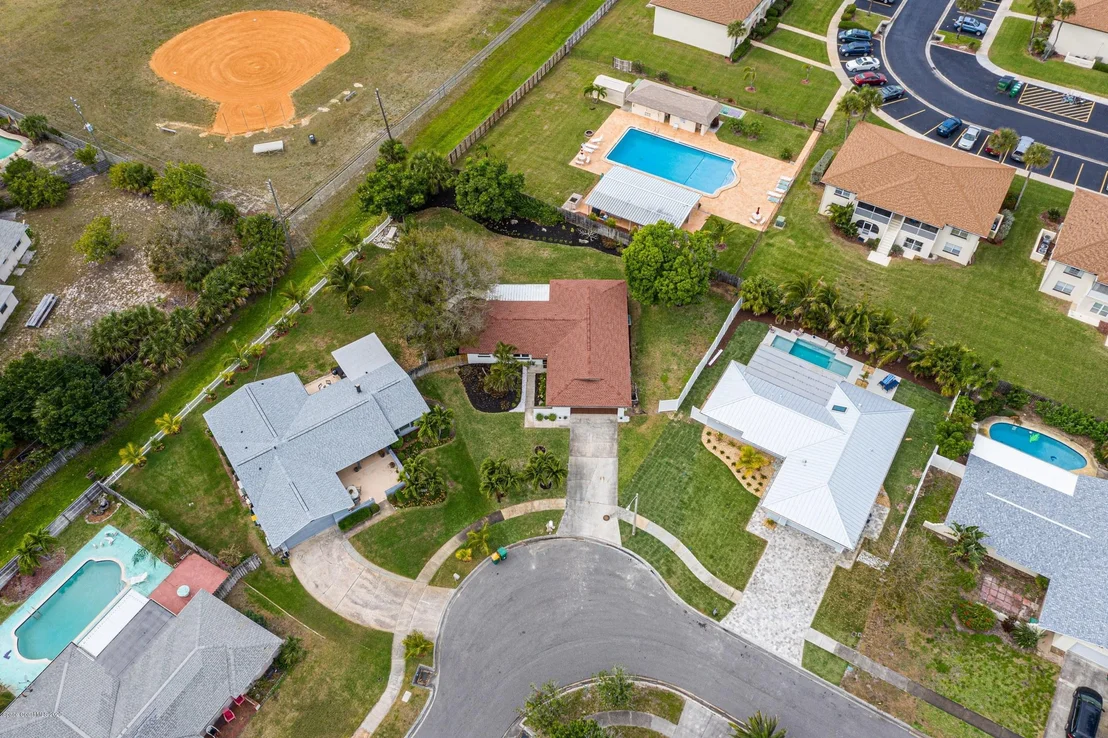 Photo of 541 Biscayne Drive