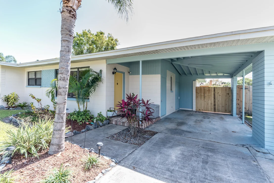 Photo of 1213 Princeton Road