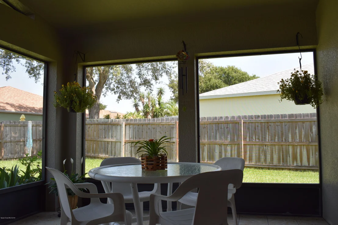Photo of 2961 Saint James Lane