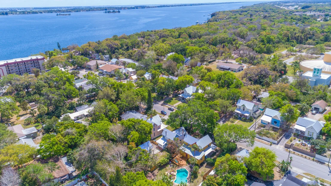 Photo of 36 Barton Avenue