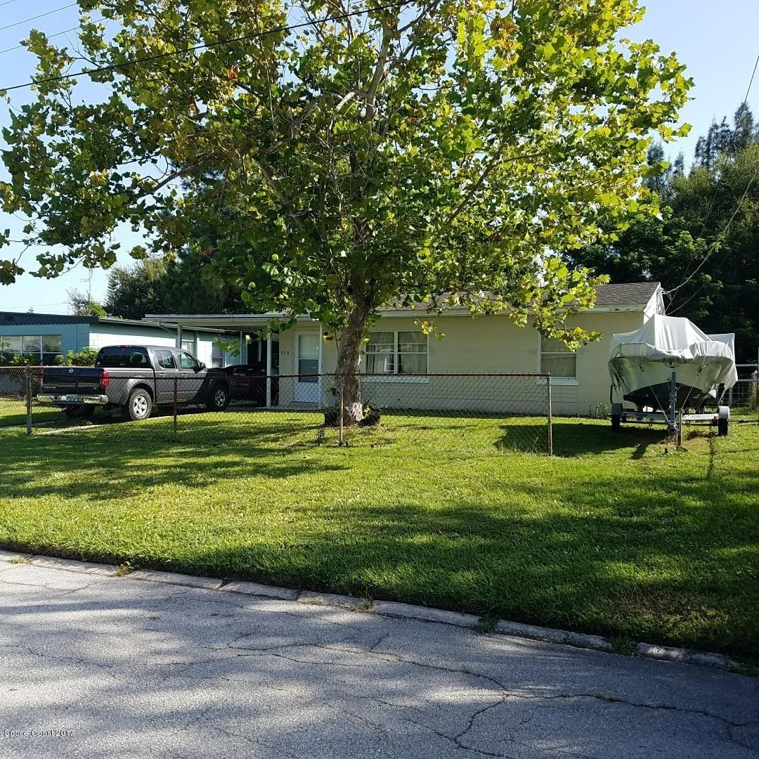 Photo of 715 Camellia Drive