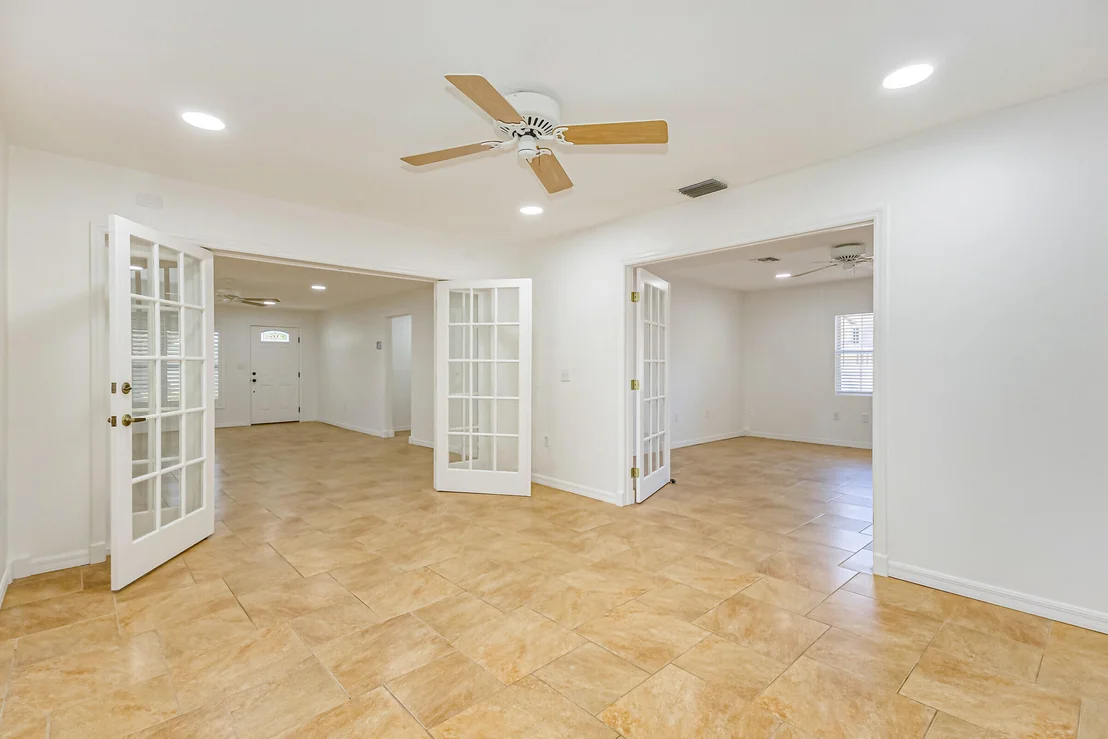 Photo of 407 Par Avenue