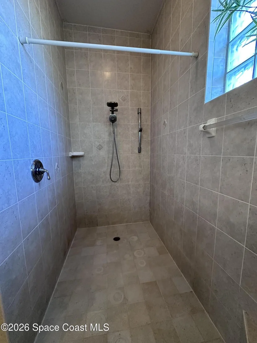 Photo of 883 Spring Oak Drive