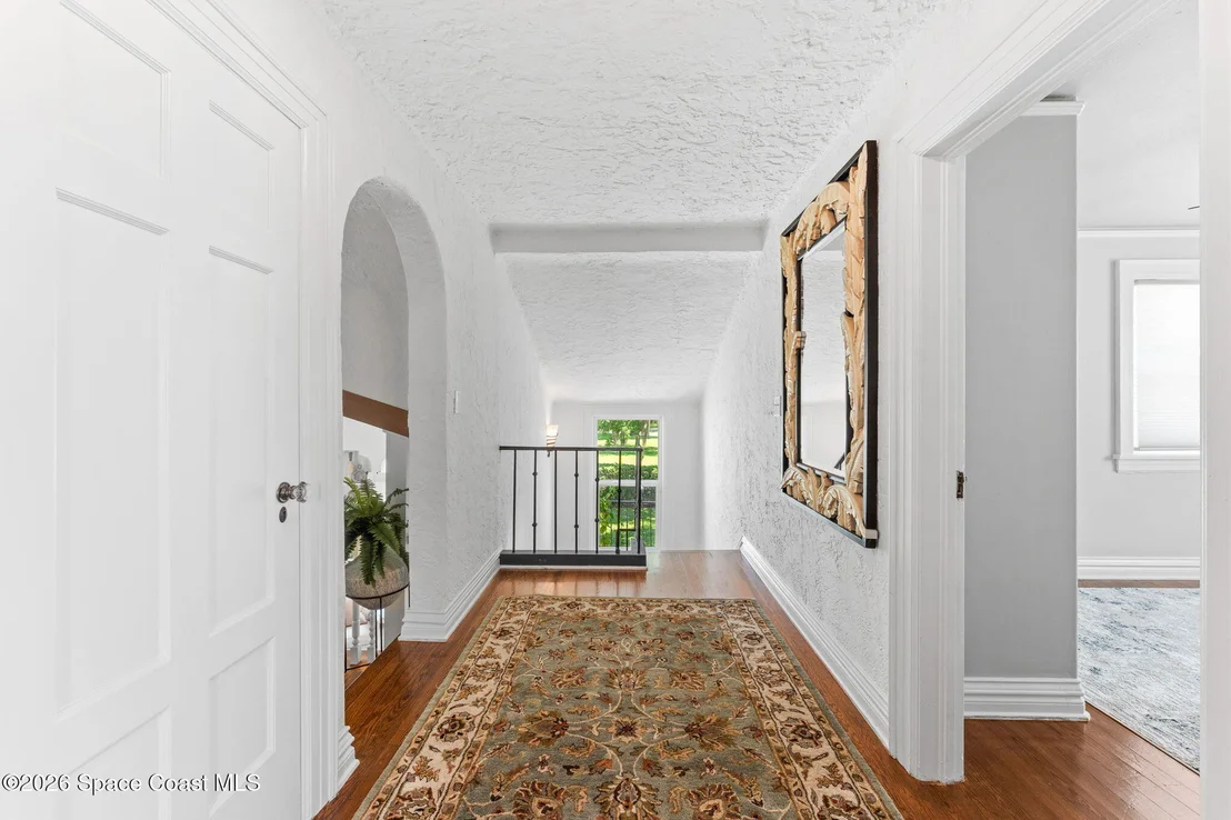 Photo of 121 Circle Drive