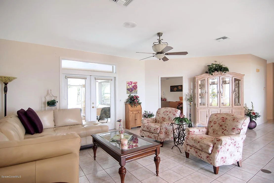 Photo of 4135 Indian River Drive N