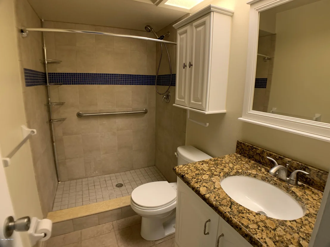 Photo of 2682 Nobility Avenue