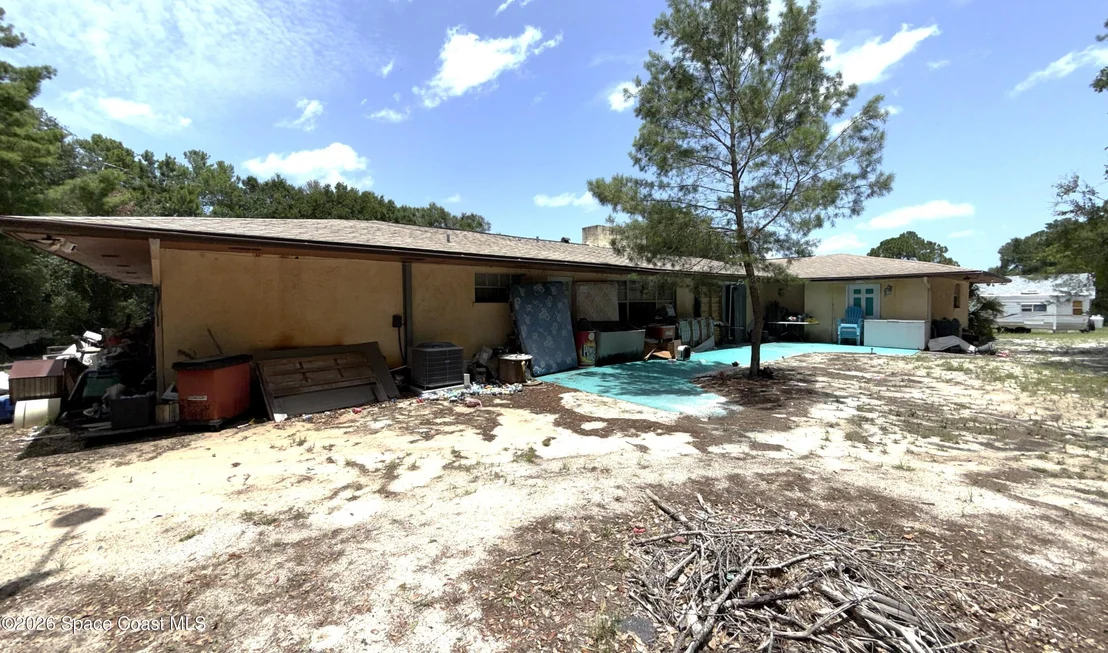 Photo of 4200 Devoe Avenue