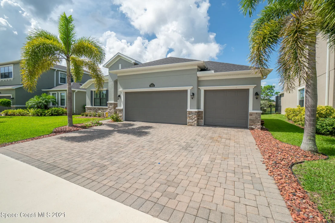 Photo of 7974 Creshire Circle