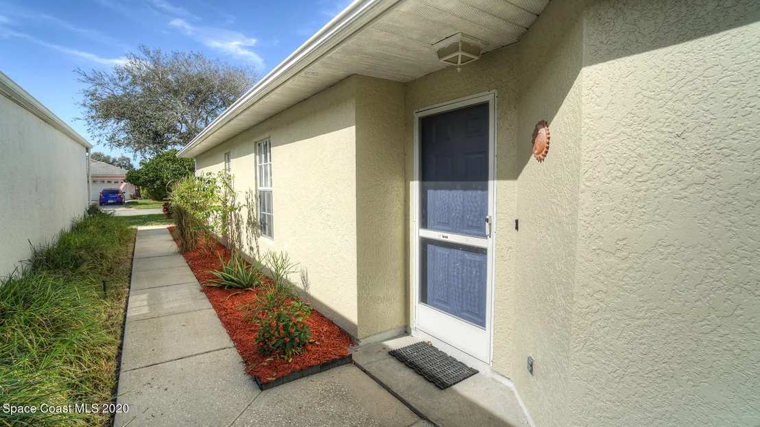 Photo of 322 Myrtlewood Road