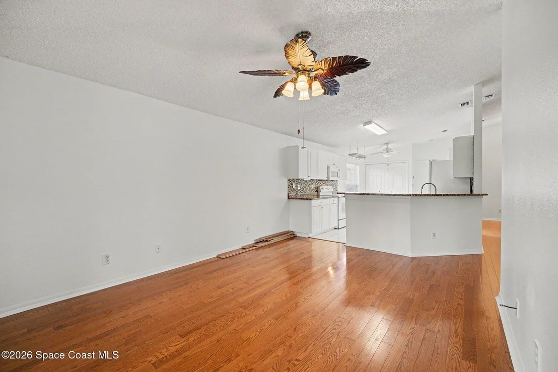 Photo of 2015 Bayhill Drive