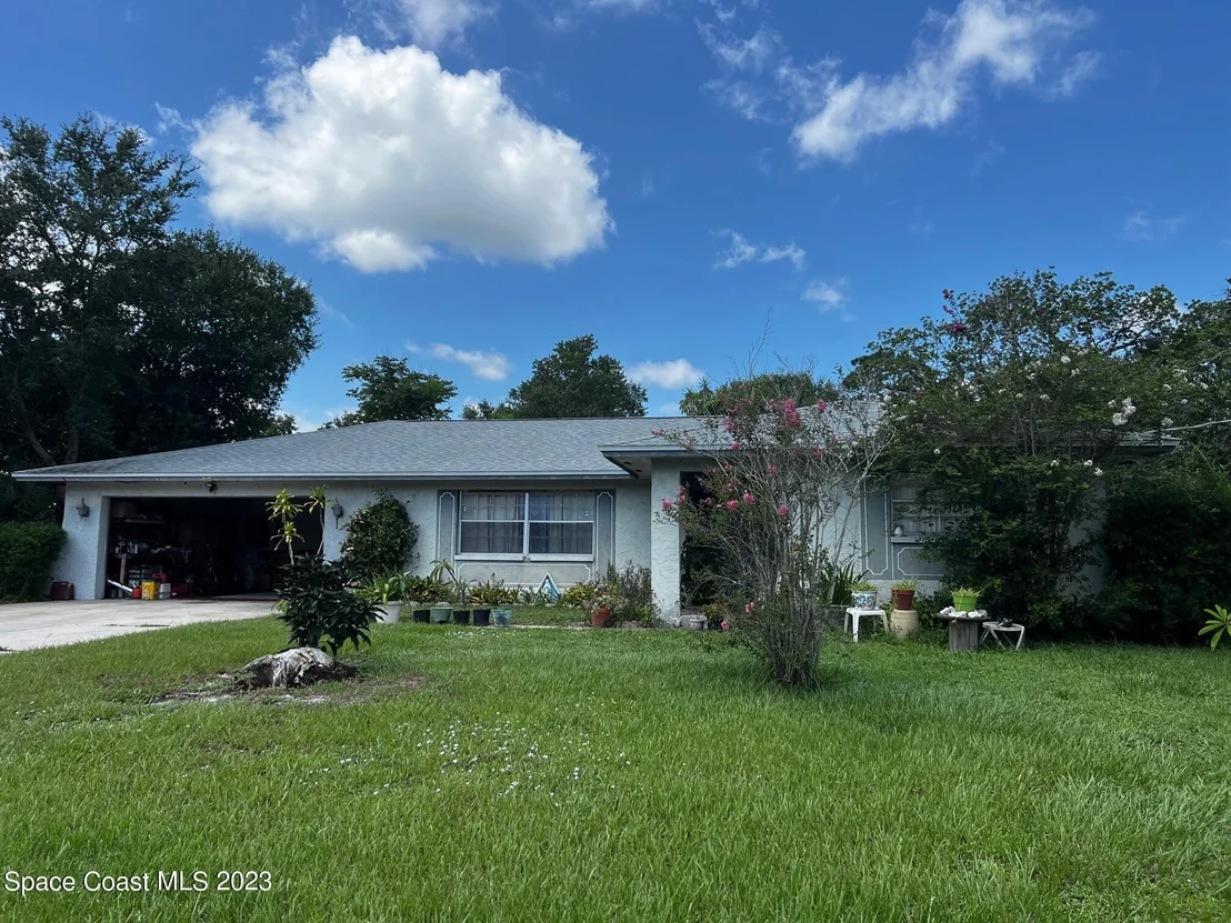 Photo of 1392 Gleneagles Way