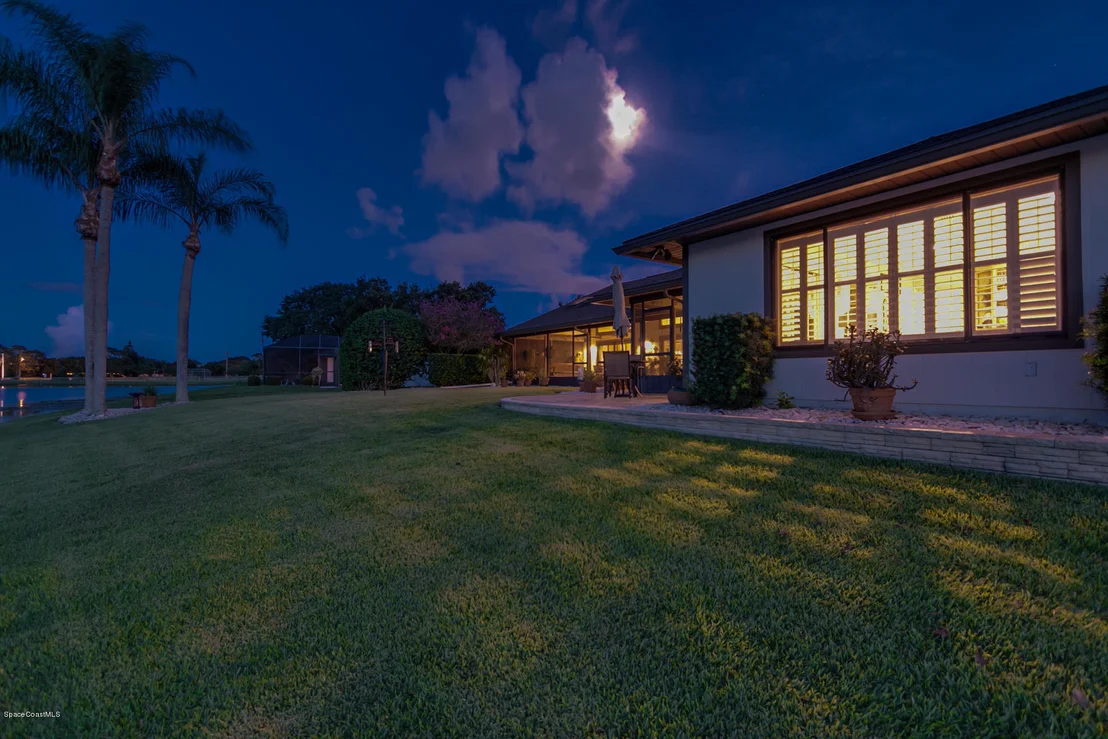 Photo of 529 Crystal Lake Drive