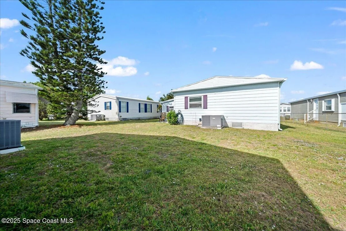 Photo of 641 Hyacinth Circle