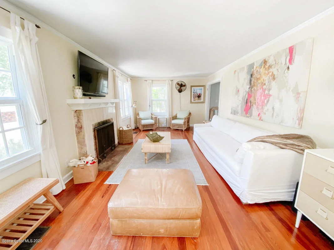 Photo of 443 7th Avenue