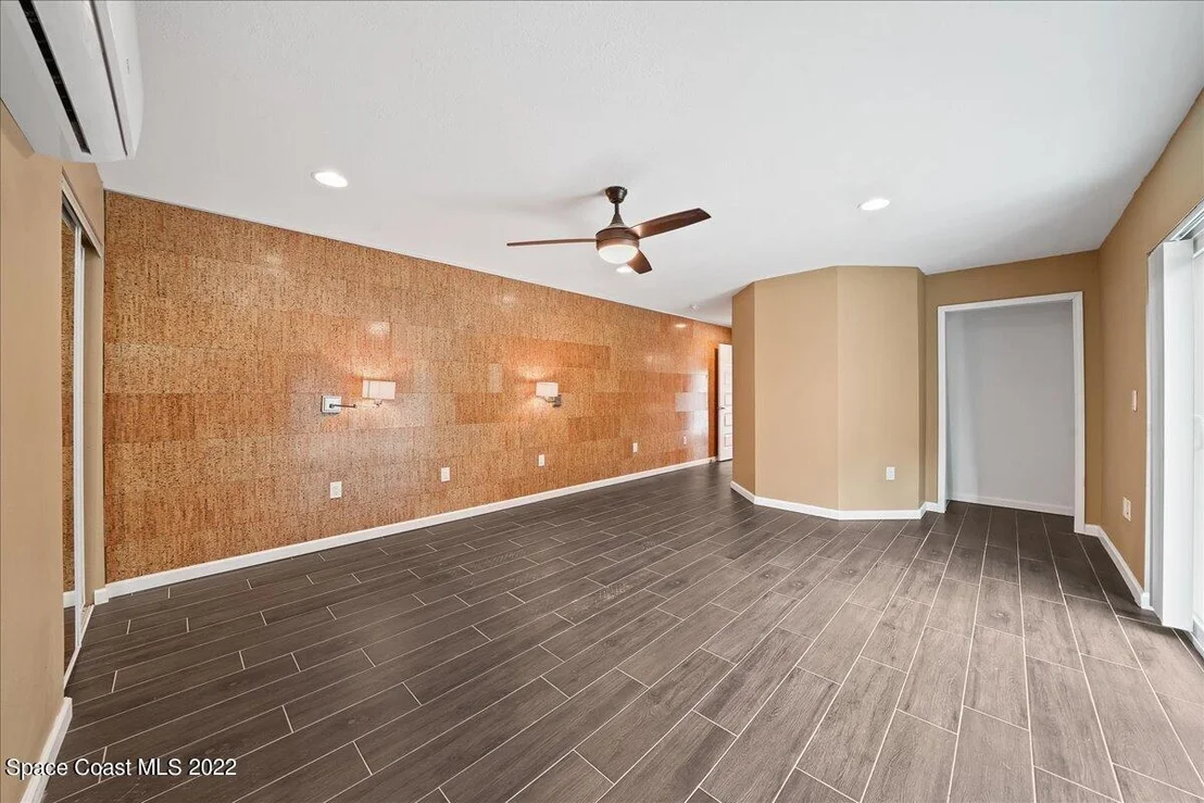 Photo of 239 Sand Pine Road