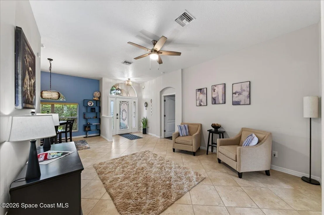 Photo of 1848 Windbrook Drive SE
