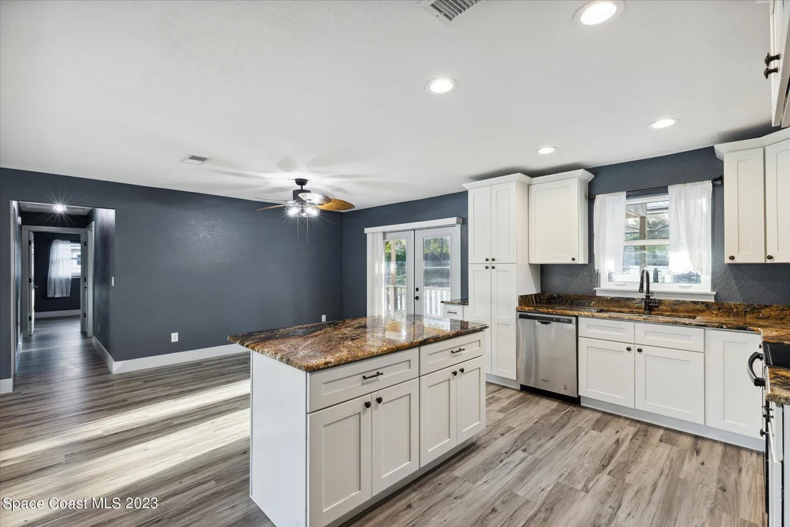 Photo of 10 Spring Way