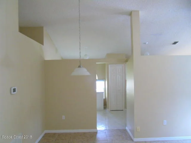 Photo of 2801 Saint James Lane